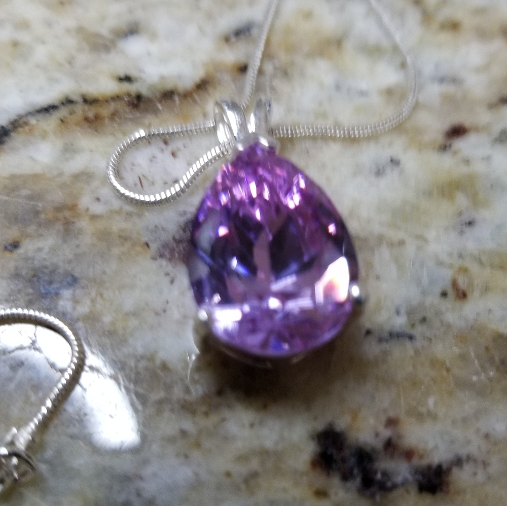One carat amethyst necklace